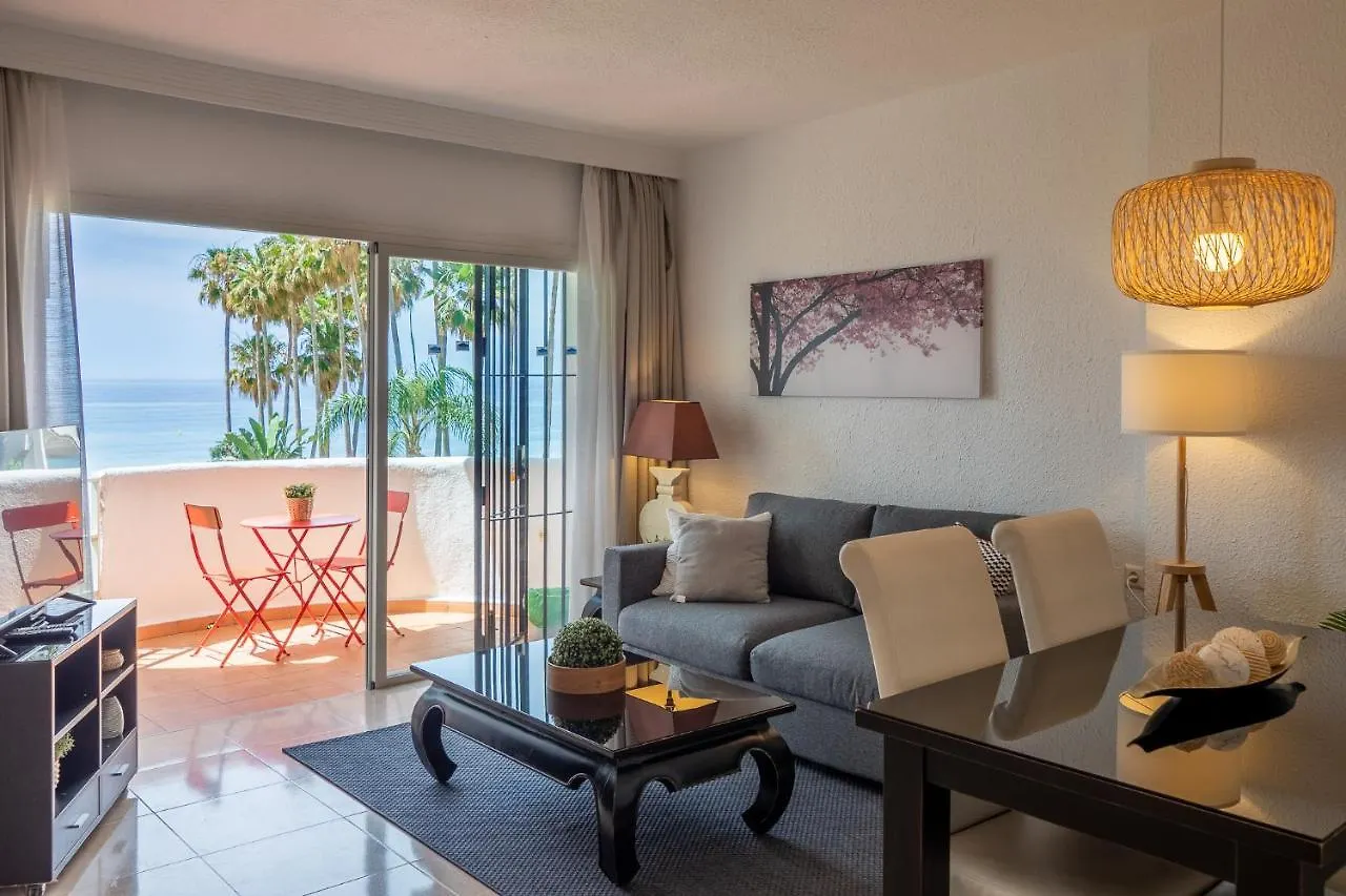 Md002 Precioso Apartamento En Primera Linea De Playa Sitio de Calahonda Apartment
